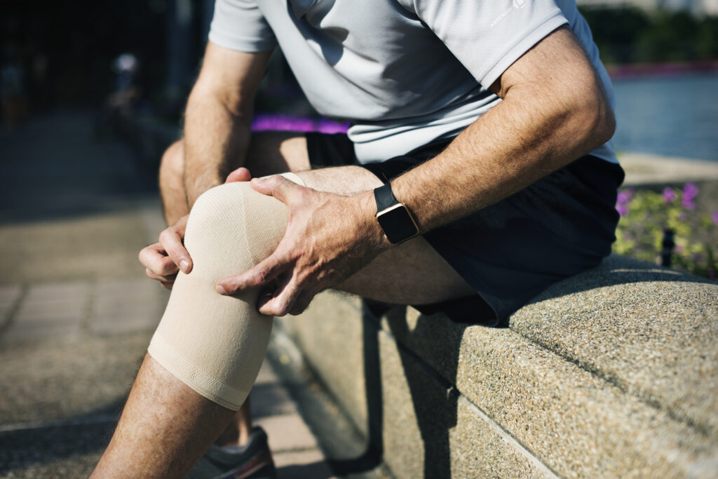 How to know if ligament is torn causing knee pain and instability